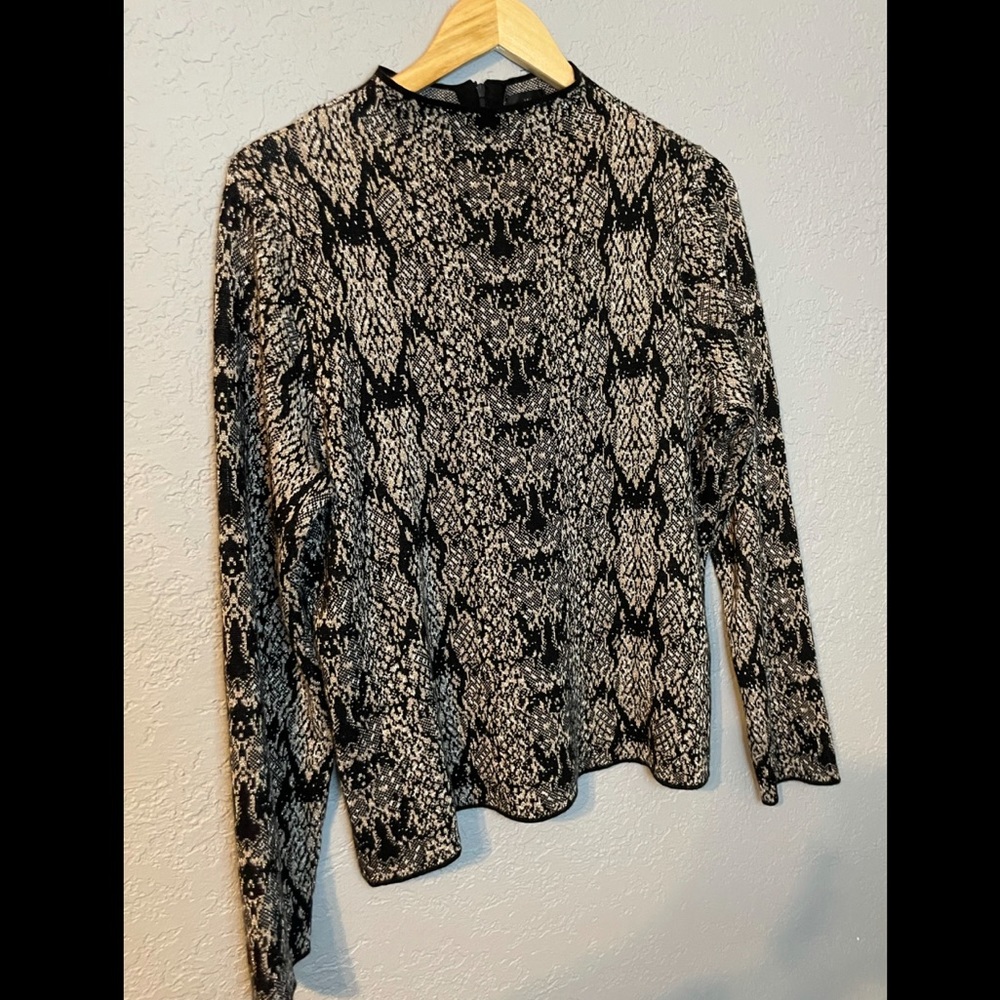 Worthington sweater